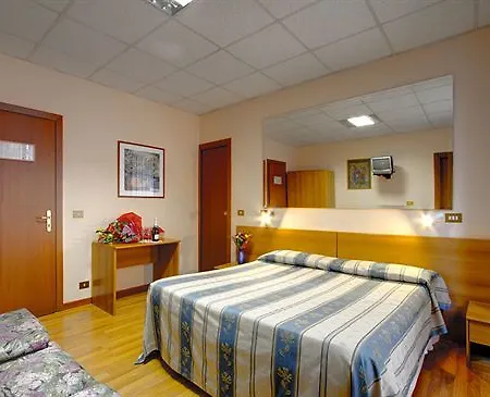 Hotel Urbis Rome